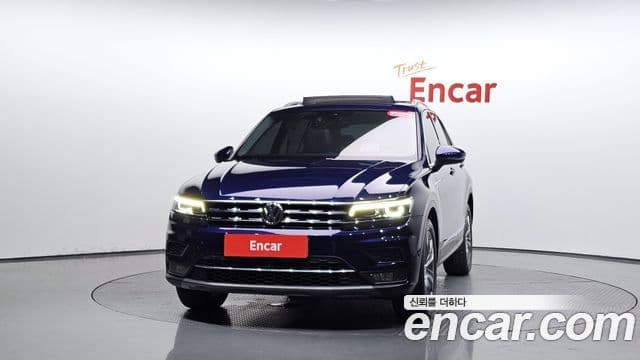 Volkswagen Tiguan 2018 — ფოტო 3/20