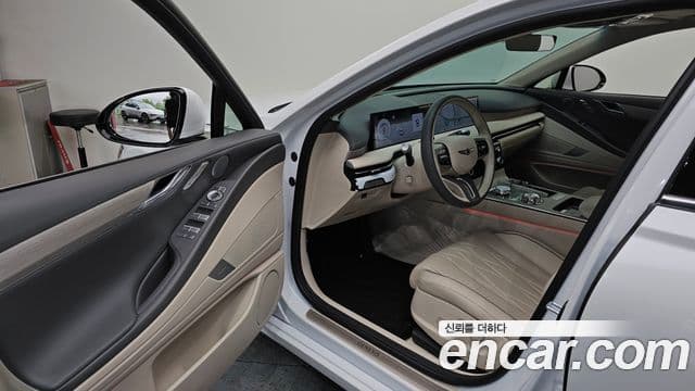 Genesis Electrified G80 2025 — Şəkil 10/20