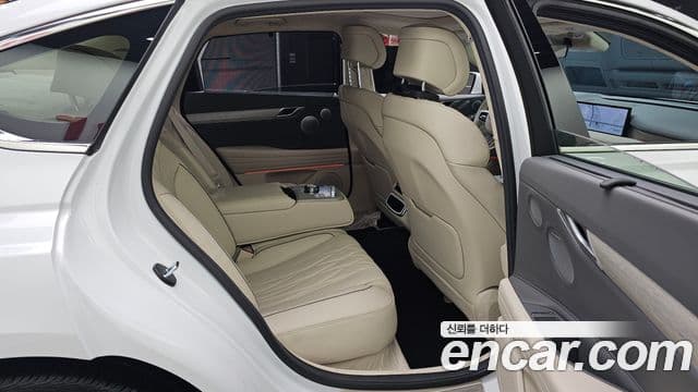 Genesis Electrified G80 2025 — Şəkil 12/20