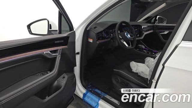 Volkswagen Touareg 2026 — Şəkil 10/20