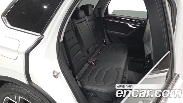 Volkswagen Touareg 2026 — Şəkil 12/20