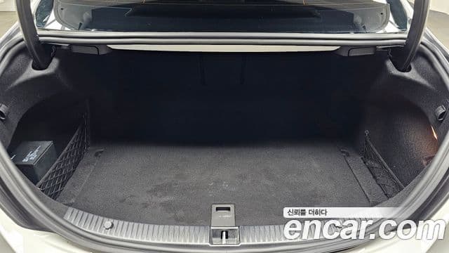 Mercedes-Benz C-Class 2021 — ფოტო 20/20