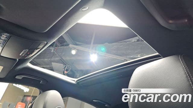 Mercedes-Benz E-Class 2023 — Şəkil 18/20