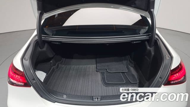 Mercedes-Benz E-Class 2023 — Şəkil 20/20
