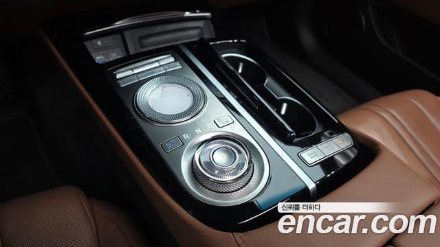 Genesis G80 2021 — Photo 14/30