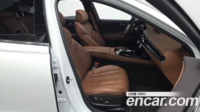 Genesis G80 2021 — Photo 23/30