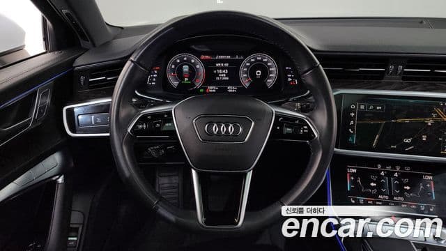 Audi A6 2020 — ფოტო 13/20