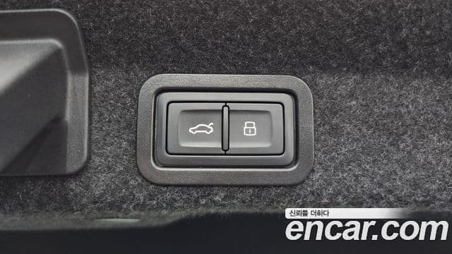Audi A6 2020 — ფოტო 17/20