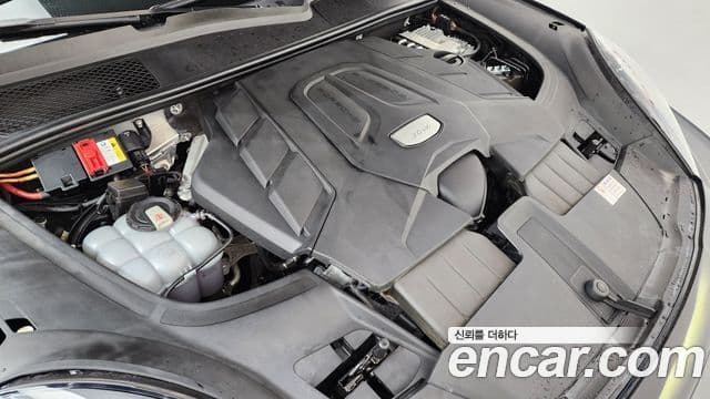 Porsche Cayenne 2019 — Şəkil 6/20