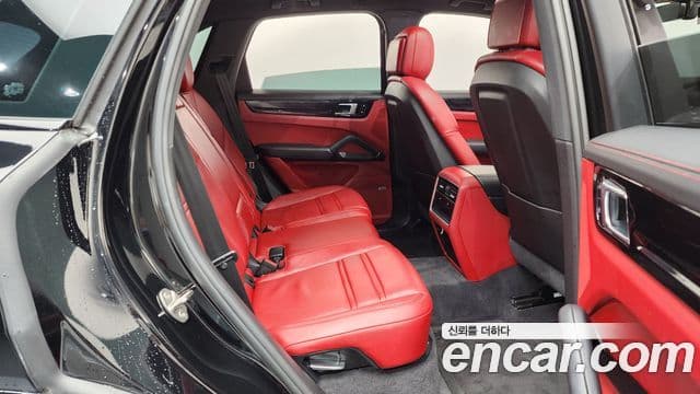 Porsche Cayenne 2019 — Şəkil 11/20