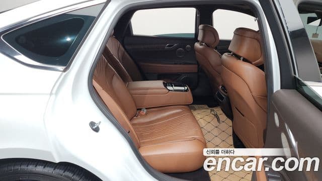 Genesis Electrified G80 2020 — ფოტო 11/20