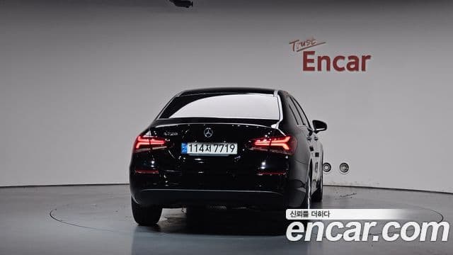 Mercedes-Benz A-Class 2020 — ფოტო 4/20