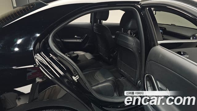 Mercedes-Benz A-Class 2020 — ფოტო 12/20