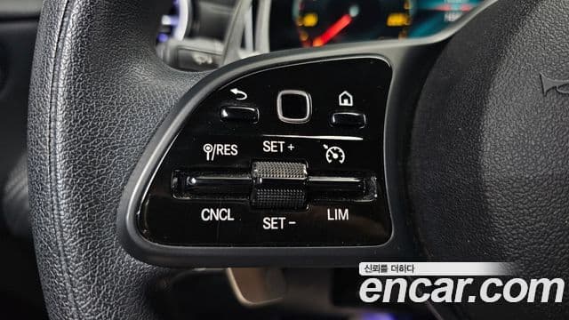 Mercedes-Benz A-Class 2020 — ფოტო 18/20
