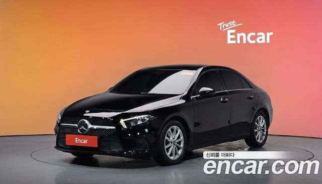 Mercedes-Benz A-Class 2020 — ფოტო 1/20