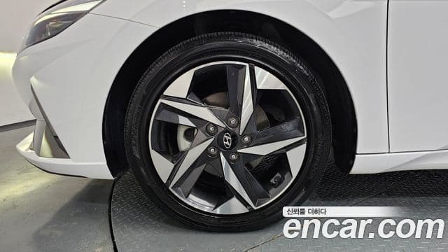 Hyundai Avante 2023 — ფოტო 4/20