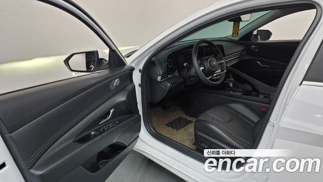 Hyundai Avante 2023 — ფოტო 8/20