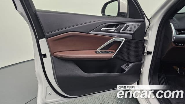 BMW X1 2024 — Photo 8/33