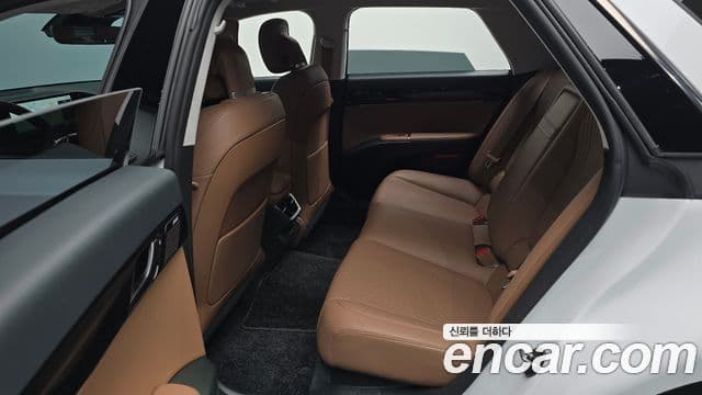 Hyundai Grandeur 2023 — ფოტო 12/20