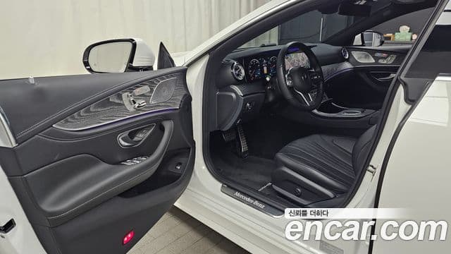 Mercedes-Benz CLS-Class 2021 — Фото 10/20