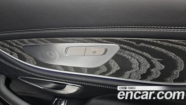 Mercedes-Benz CLS-Class 2021 — Фото 18/20