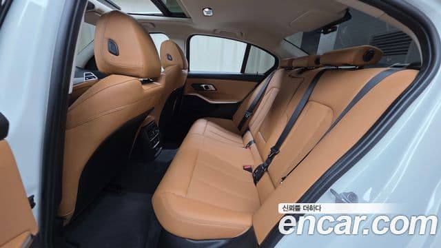 BMW 3 Series 2025 — ფოტო 12/20