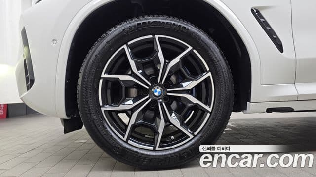 BMW X4 2023 — Şəkil 15/30