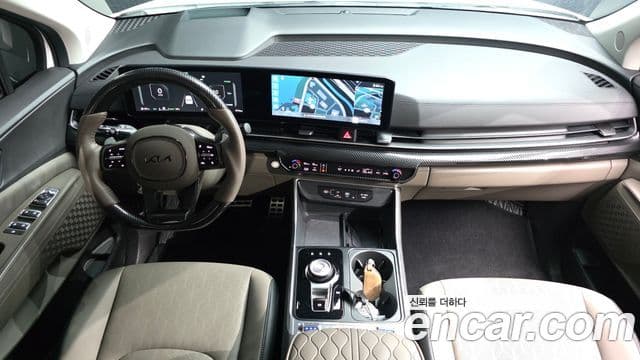 Kia Carnival 2023 — ფოტო 10/46