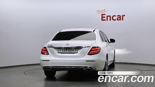 Mercedes-Benz E-Class 2020 — Şəkil 4/20