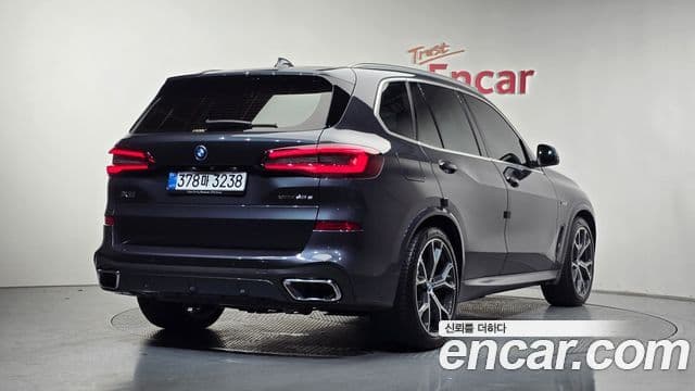 BMW X5 2022 — ფოტო 2/20