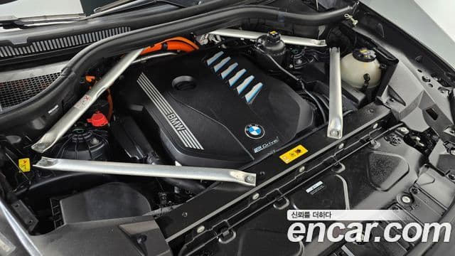 BMW X5 2022 — ფოტო 6/20