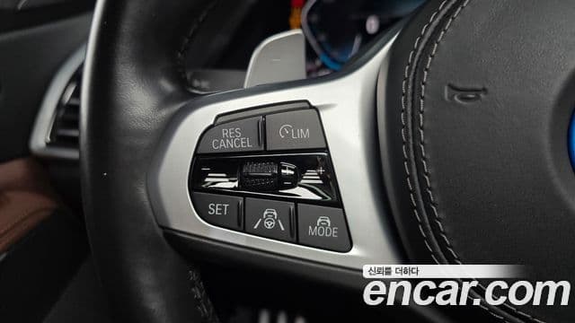 BMW X5 2022 — ფოტო 16/20