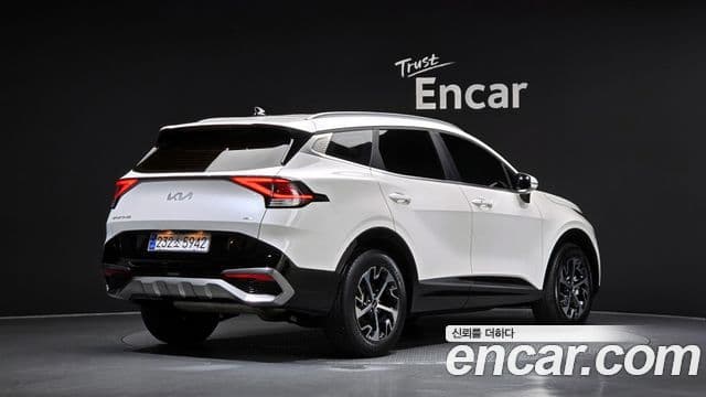 Kia Sportage 2022 — фото 2 из 20