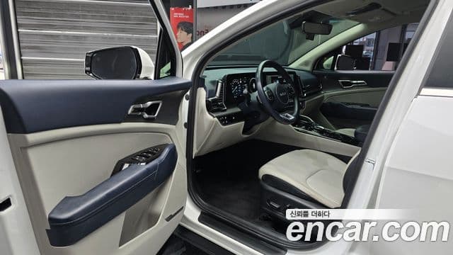 Kia Sportage 2022 — фото 10 из 20