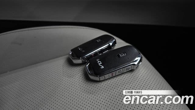 Kia Sportage 2022 — фото 17 из 20
