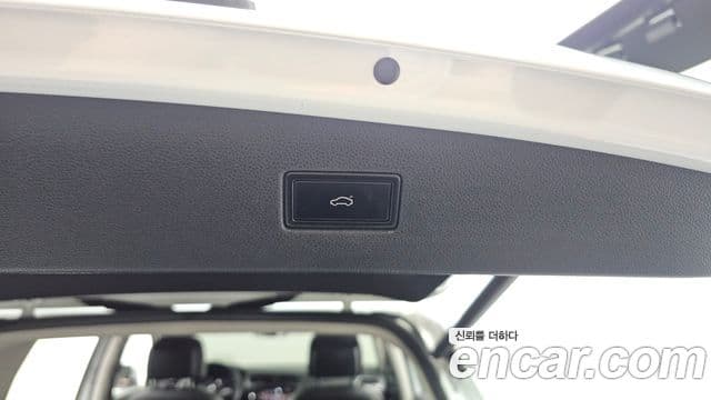 Volkswagen Tiguan 2020 — Photo 12/33