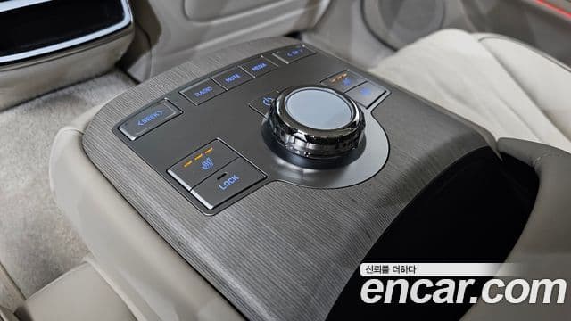 Genesis Electrified G80 2024 — ფოტო 17/20