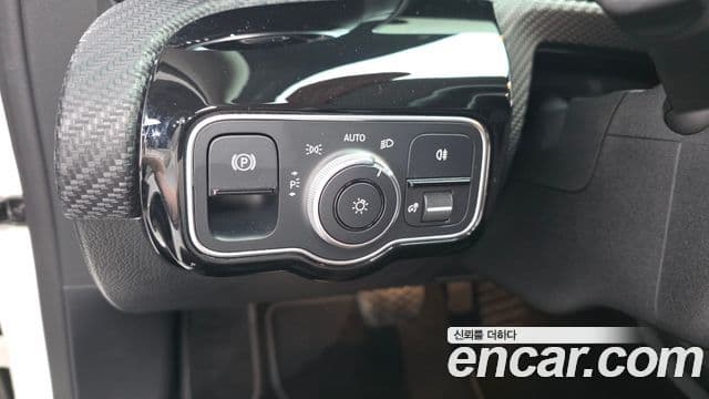 Mercedes-Benz A-Class 2020 — Şəkil 17/20