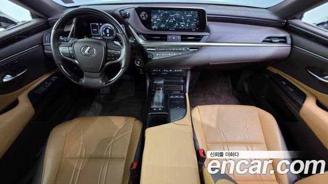 Lexus ES300h 2018 — Şəkil 7/20