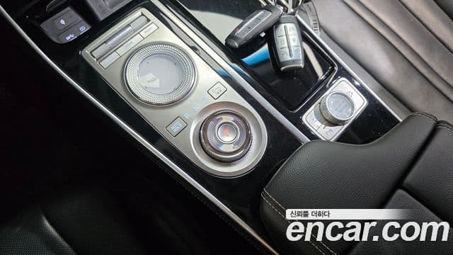 Genesis GV80 2021 — ფოტო 9/20