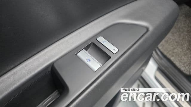 Genesis GV80 2021 — Photo 8/41