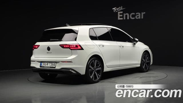 Volkswagen Golf 2026 — Şəkil 2/20