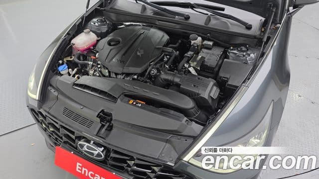 Hyundai Sonata 2022 — ფოტო 6/20