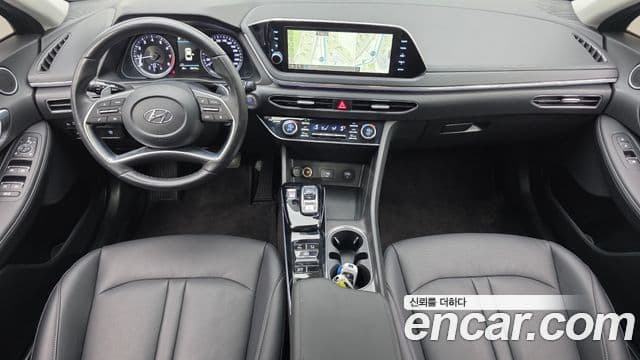 Hyundai Sonata 2022 — ფოტო 7/20