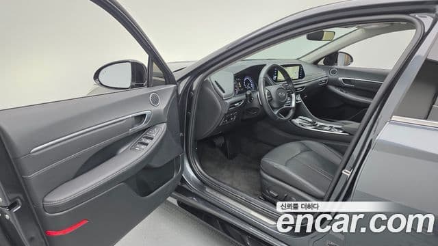 Hyundai Sonata 2022 — ფოტო 10/20