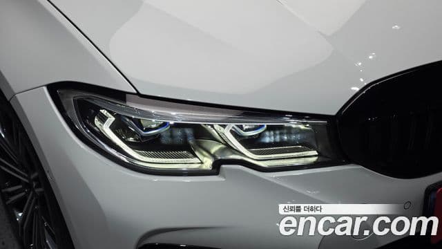 BMW 3 Series 2020 — Photo 16/30