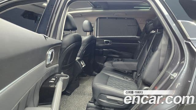 Kia Sorento 2021 — Фото 12/20