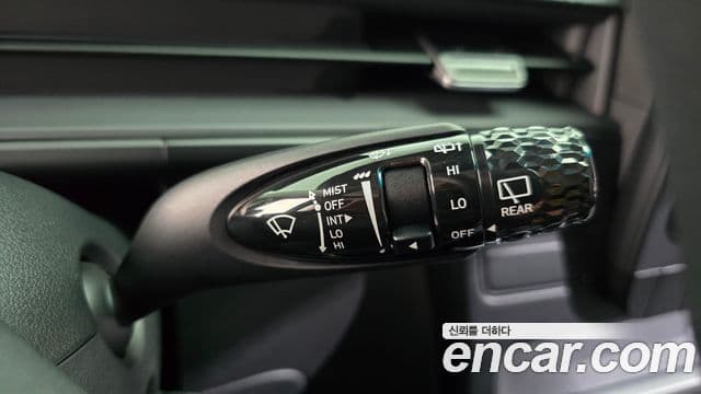 Hyundai Staria 2025 — Şəkil 19/20