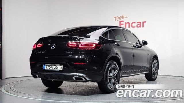 Mercedes-Benz GLC-Class 2021 — ფოტო 2/20