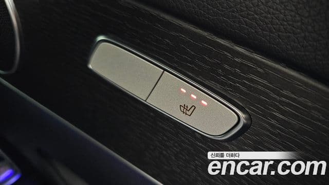 Mercedes-Benz GLC-Class 2021 — ფოტო 19/20